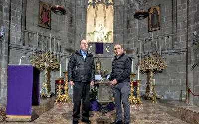 La Sang cede cuatro fanales de plata para la carroza de la procesión del Corpus de la Catedral