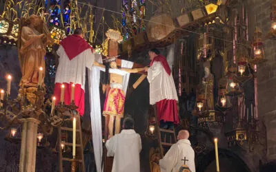 Pasión del Señor, Descendimiento y Entierro en el Viernes Santo